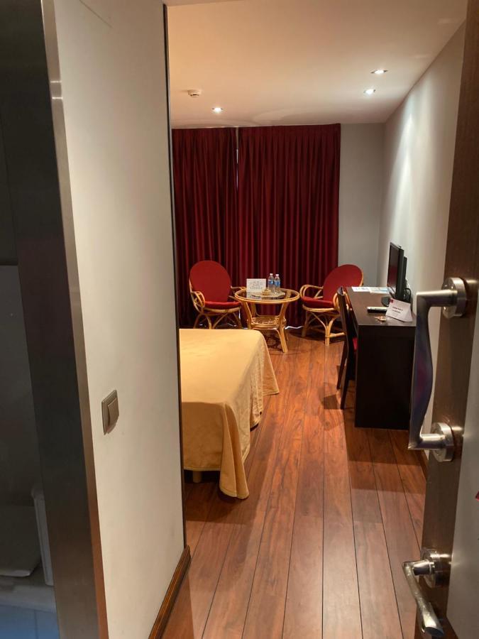 Hostal Royal Almorox Eksteriør bilde