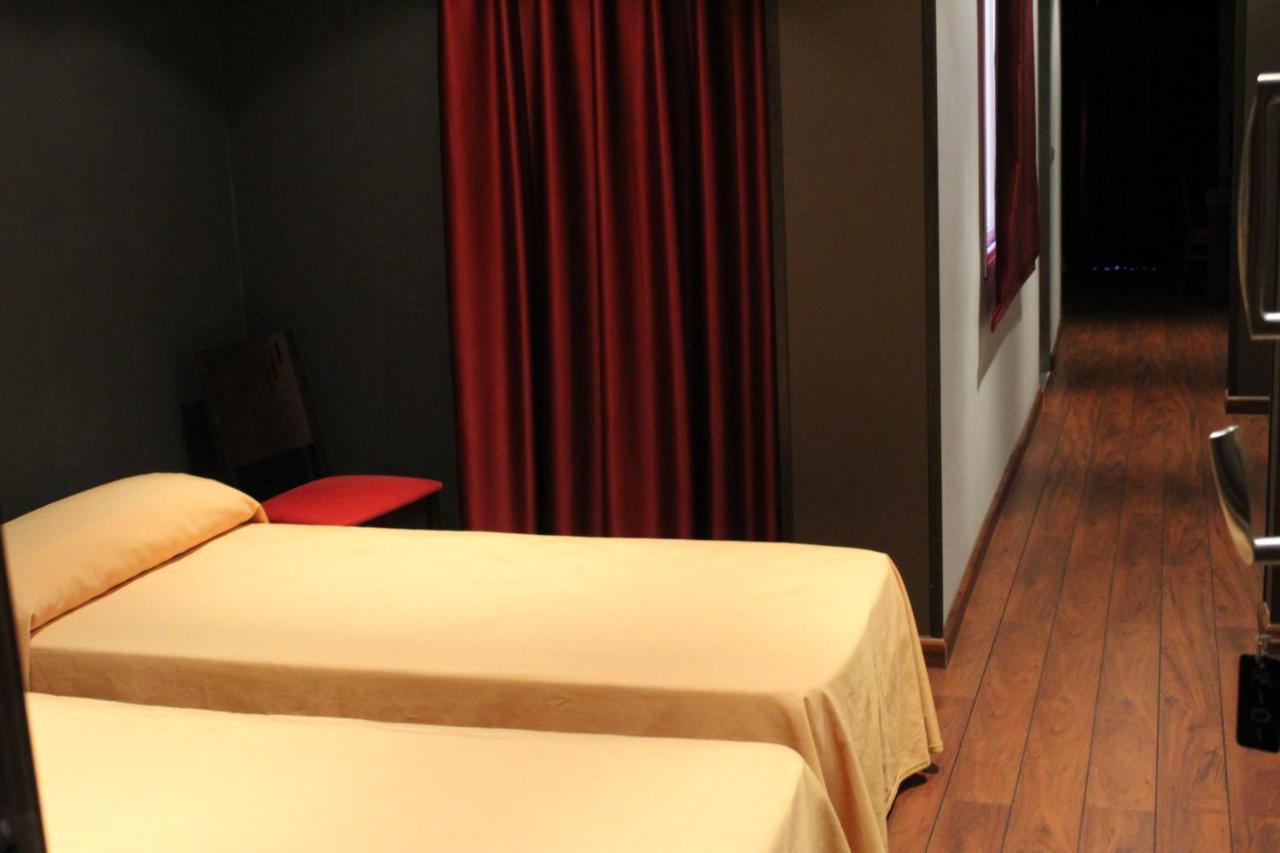 Hostal Royal Almorox Eksteriør bilde