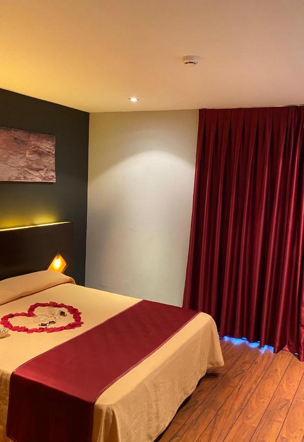 Hostal Royal Almorox Eksteriør bilde